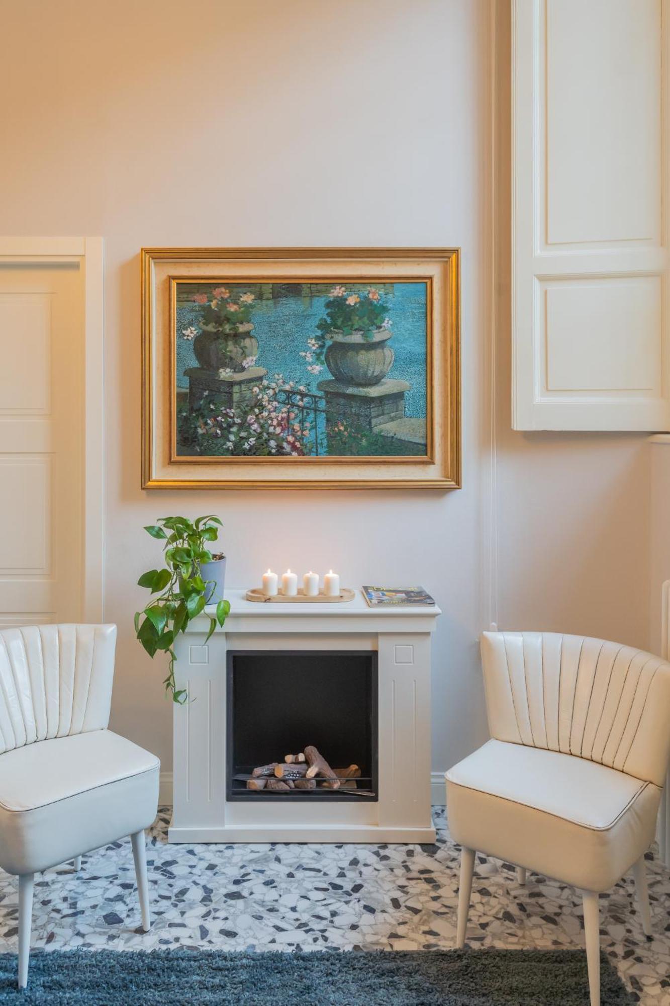 Cinque Giornate 70 Suites By Rent All Комо Екстер'єр фото