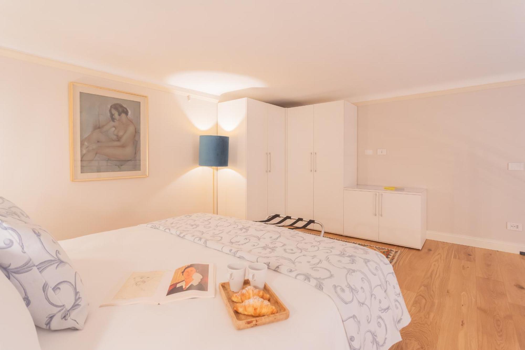Cinque Giornate 70 Suites By Rent All Комо Екстер'єр фото