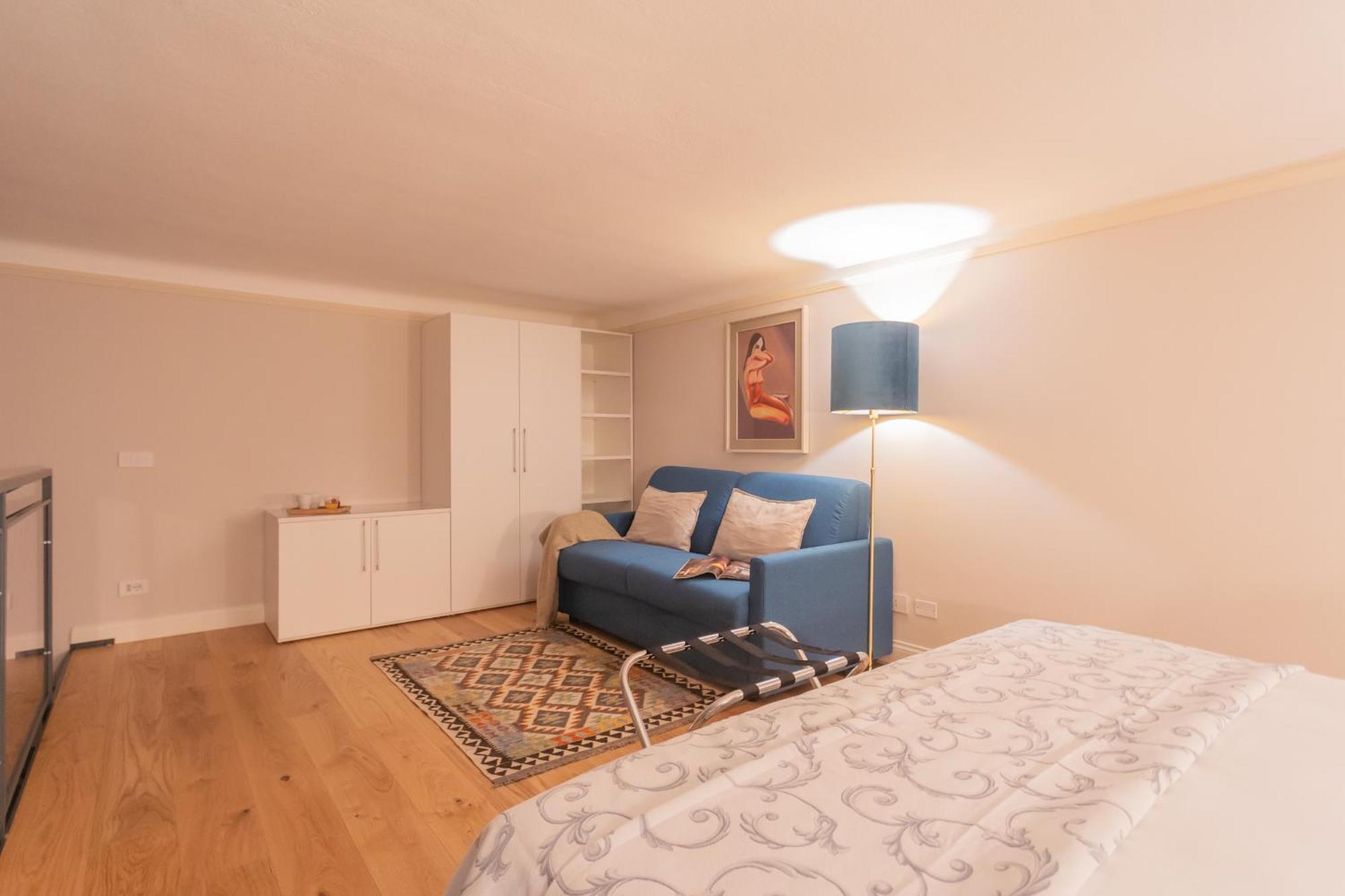 Cinque Giornate 70 Suites By Rent All Комо Екстер'єр фото